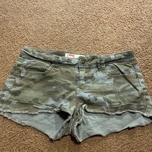 Camo shorts low rise